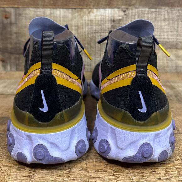Athletic_Shoes